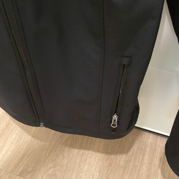 Magnolia Black Jacket - Picture 4 of 5